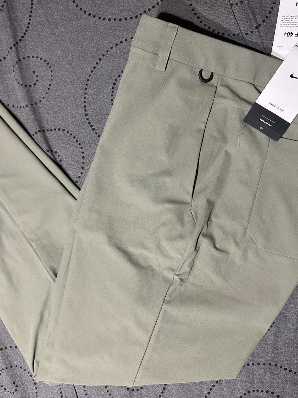 NIKE 24.7 GOLF SLIM #320 GREEN PANTS SIZE 35 34 32 x 32 MEN $125 & DEFECT INSEAM